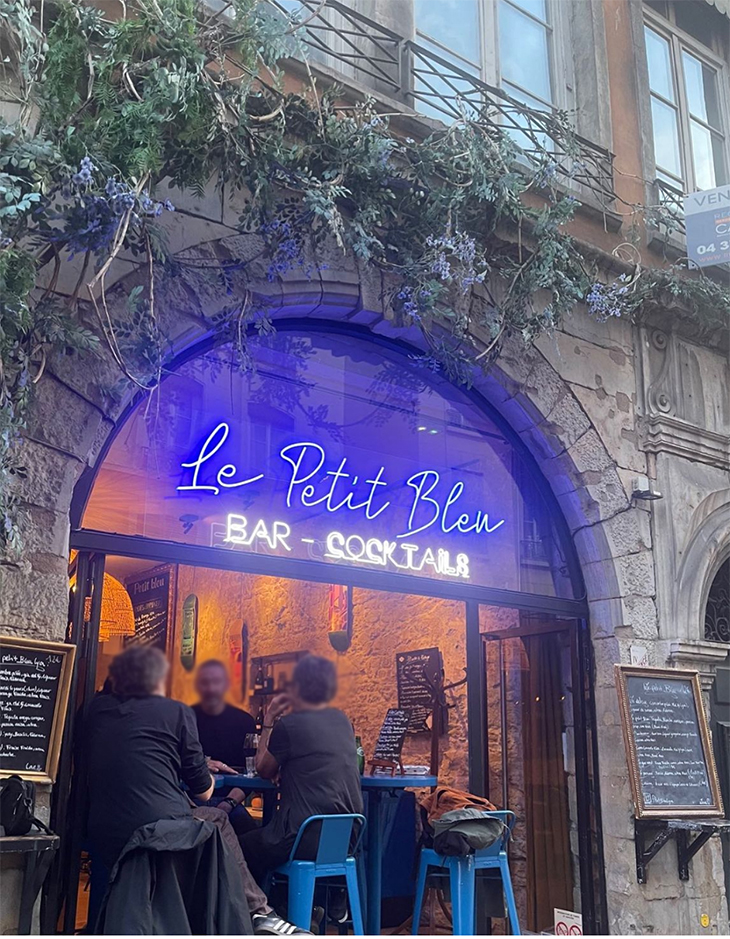 Enseigne néon leds Le Petit Bleu