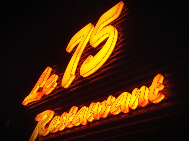 Lettre rétro-éclairées Le 75 Restaurant